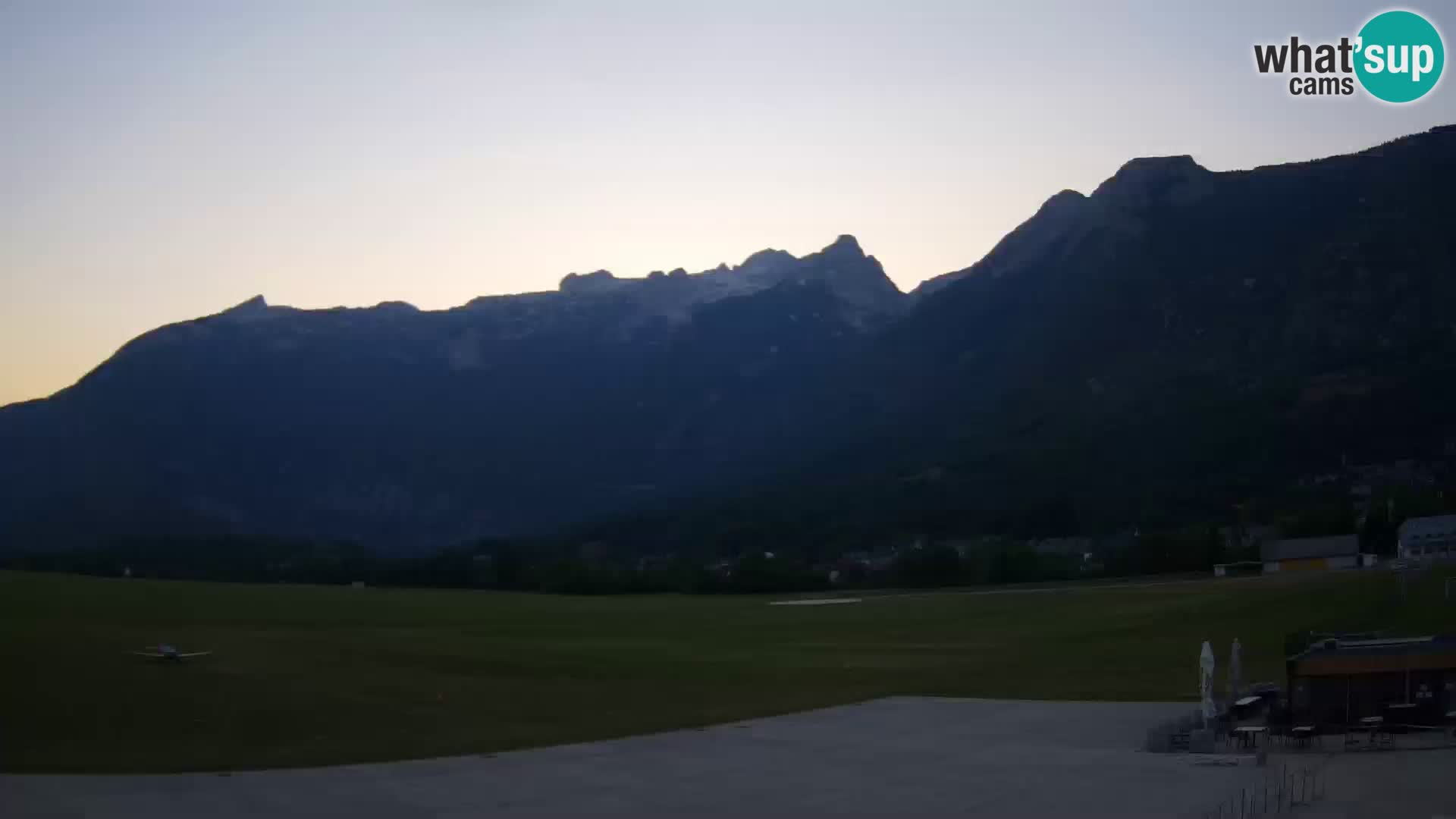 Webcam en direct Aéroport de Bovec – Vue sur Kanin