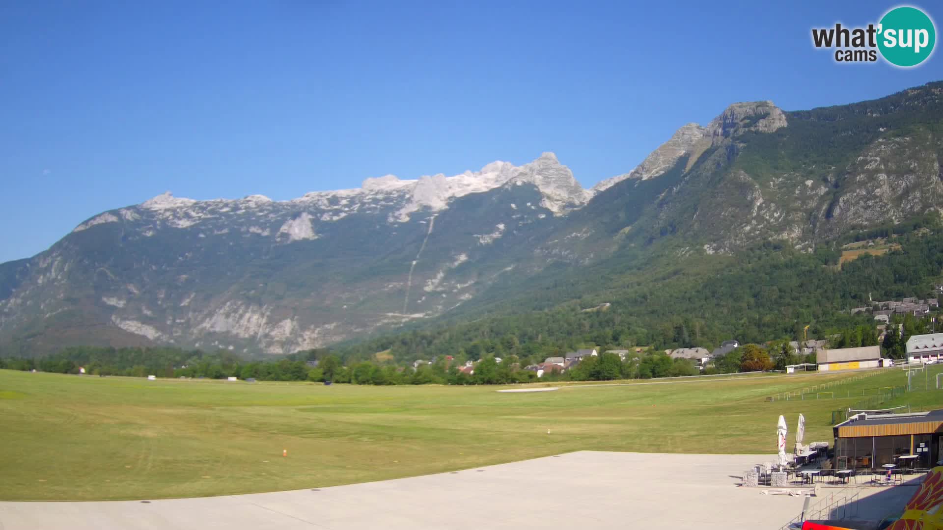 Cámara web en vivo Aeropuerto de Bovec – Vista a Kanin