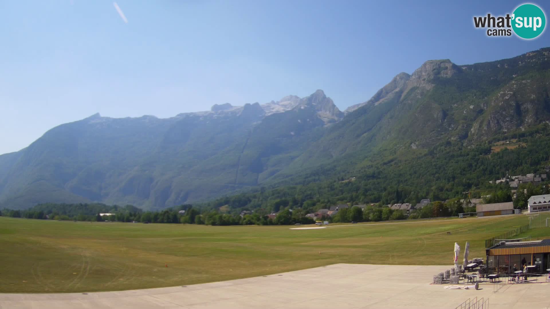 Live webcam Bovec airport – View to Kanin