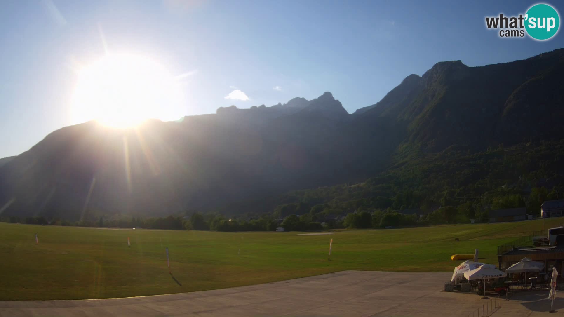 Webcam en direct Aéroport de Bovec – Vue sur Kanin