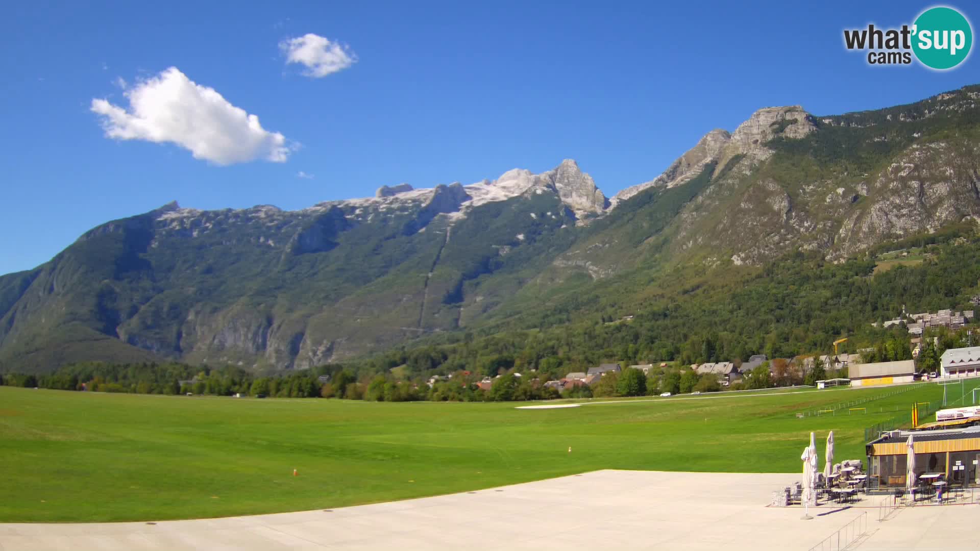 Webcam en direct Aéroport de Bovec – Vue sur Kanin