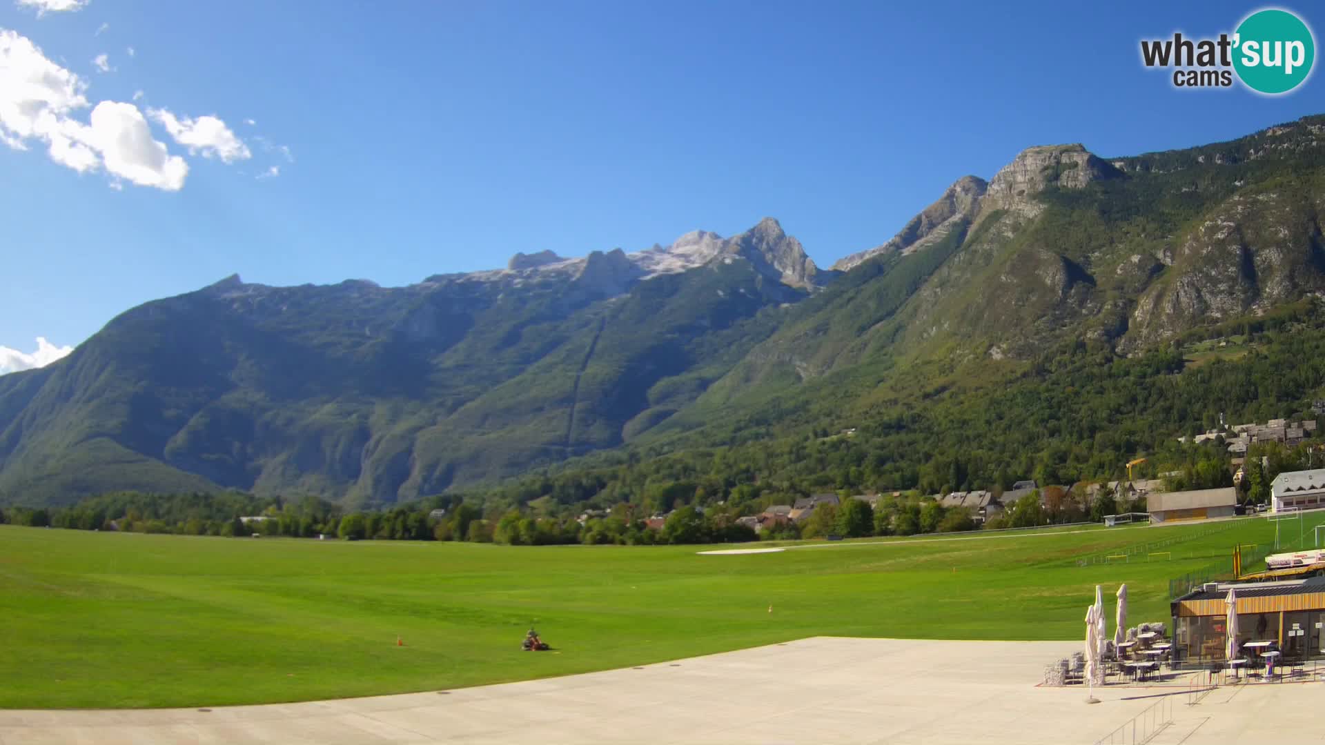 Cámara web en vivo Aeropuerto de Bovec – Vista a Kanin