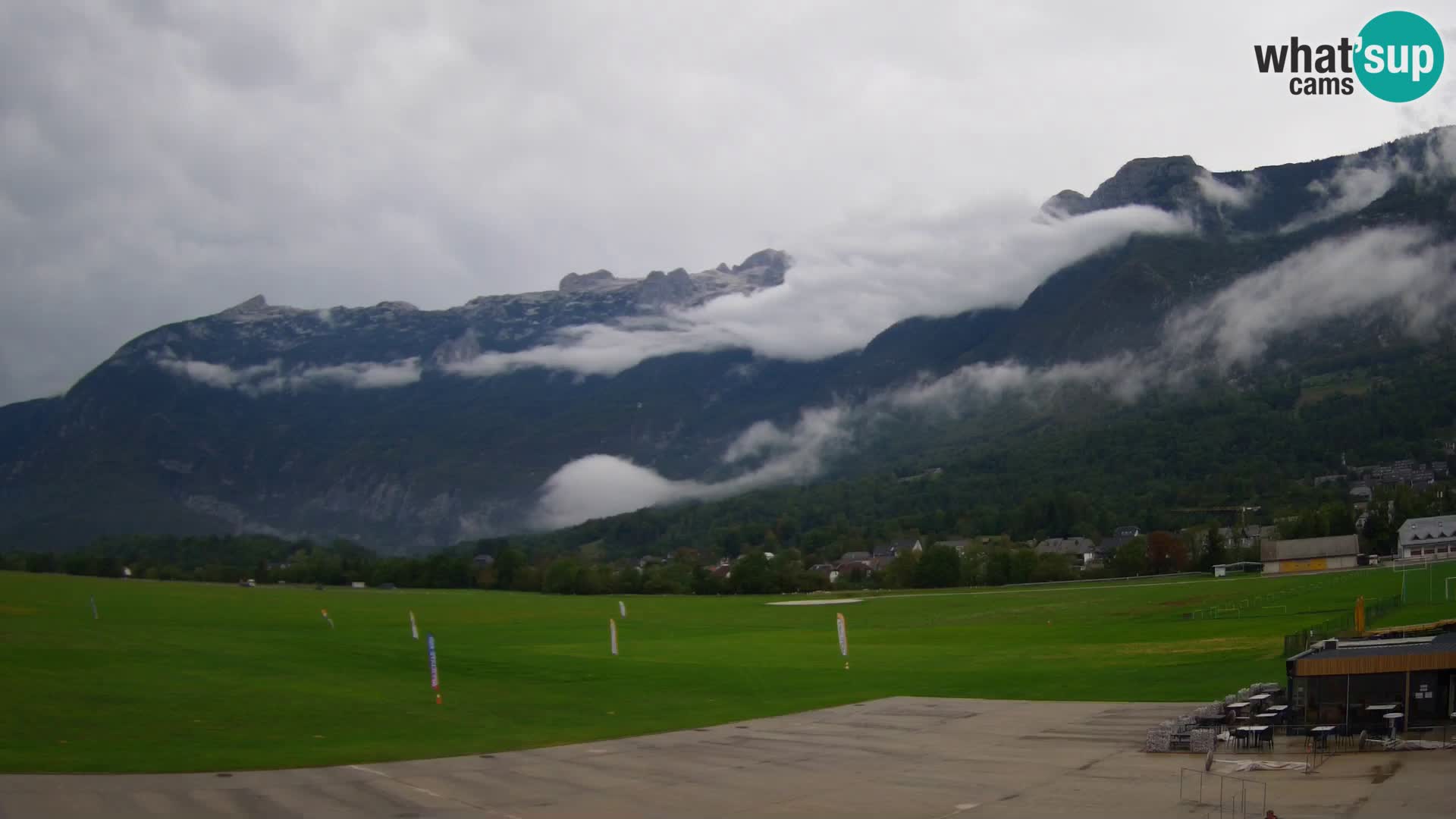 Webcam en direct Aéroport de Bovec – Vue sur Kanin