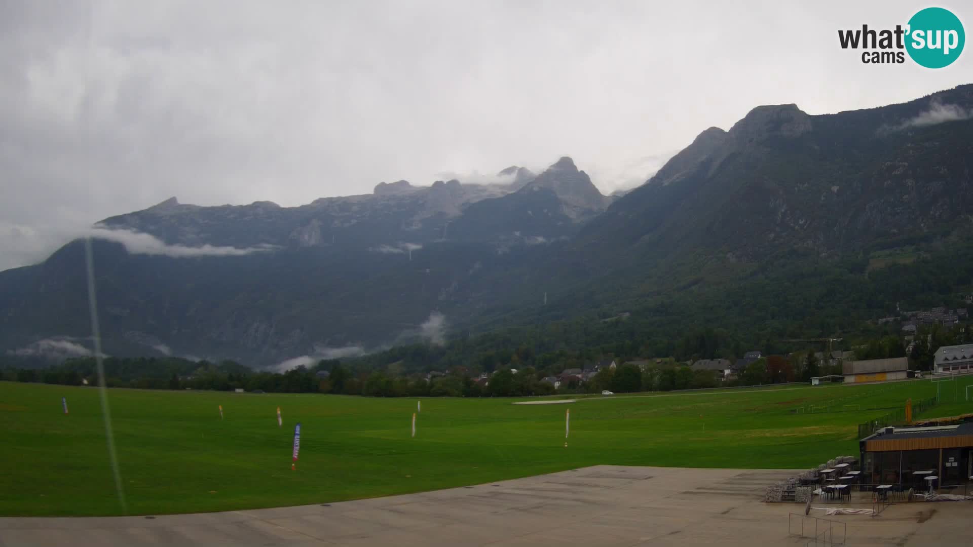 Live webcam Bovec airport – View to Kanin