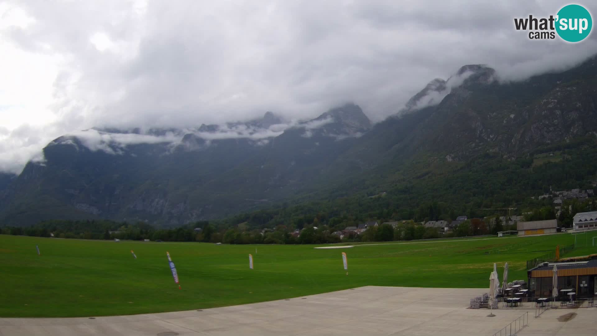Cámara web en vivo Aeropuerto de Bovec – Vista a Kanin