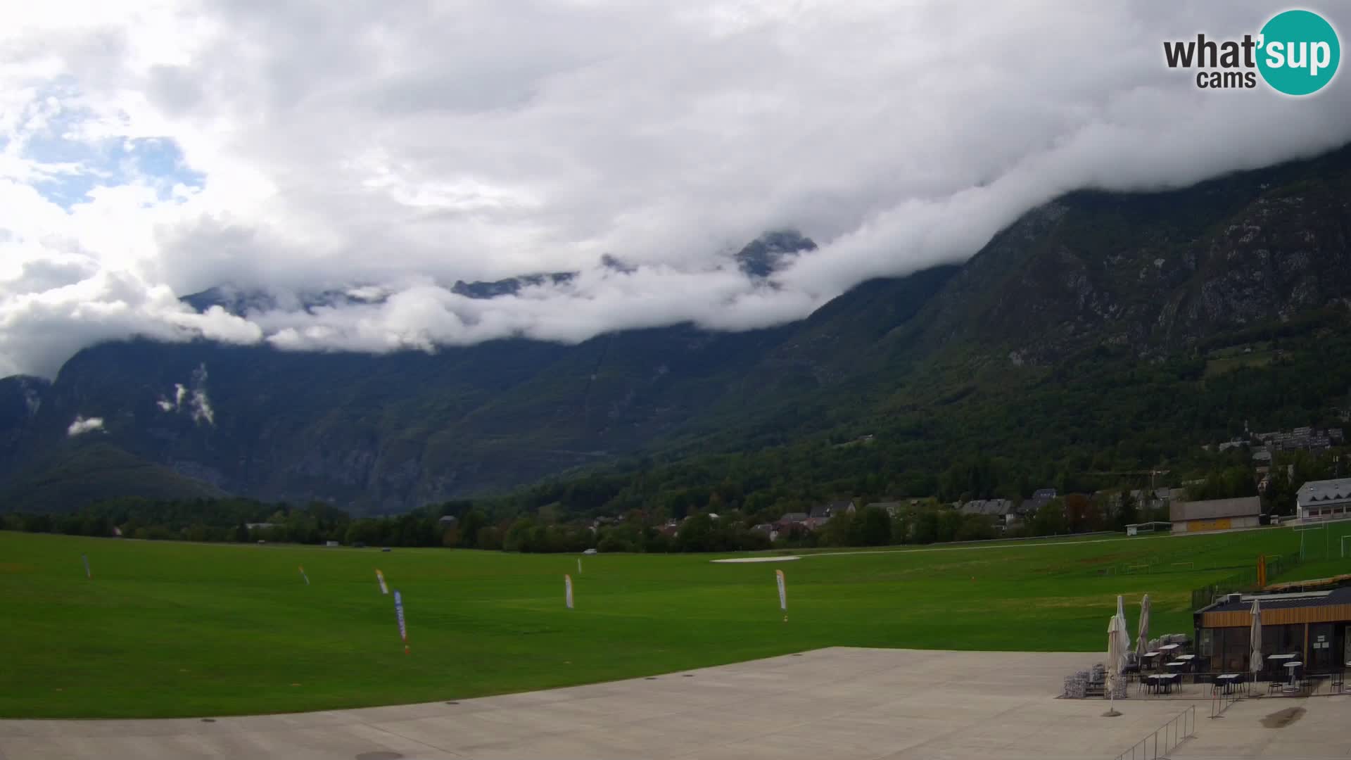 Cámara web en vivo Aeropuerto de Bovec – Vista a Kanin