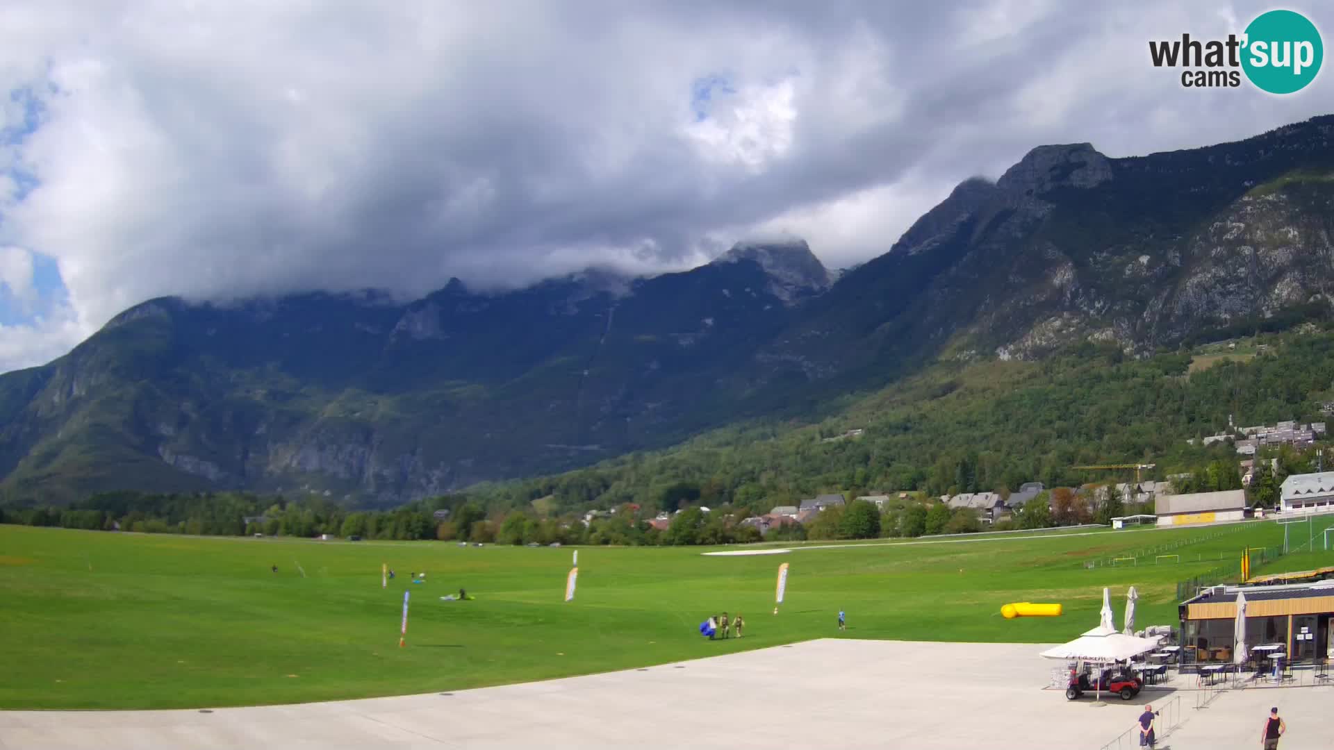 Webcam en direct Aéroport de Bovec – Vue sur Kanin