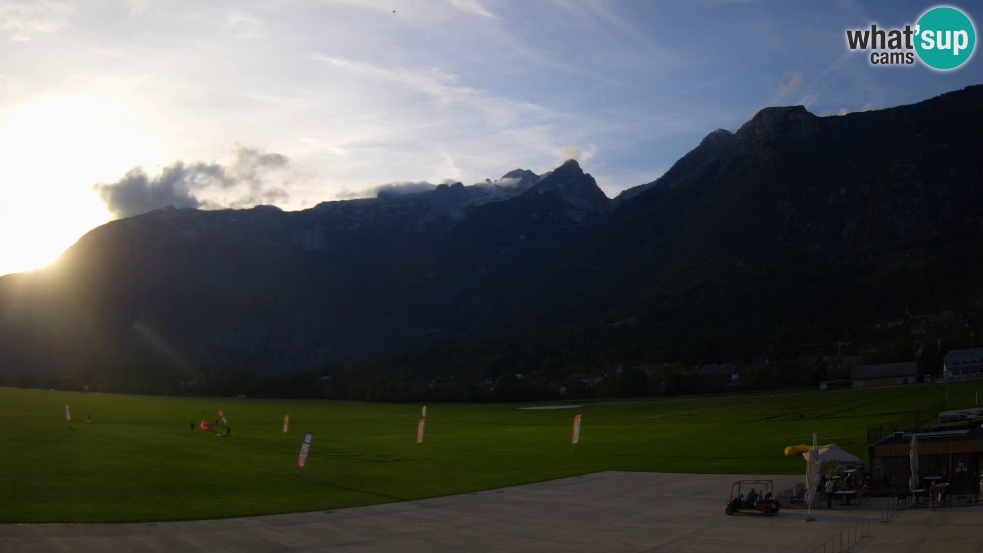 Cámara web en vivo Aeropuerto de Bovec – Vista a Kanin