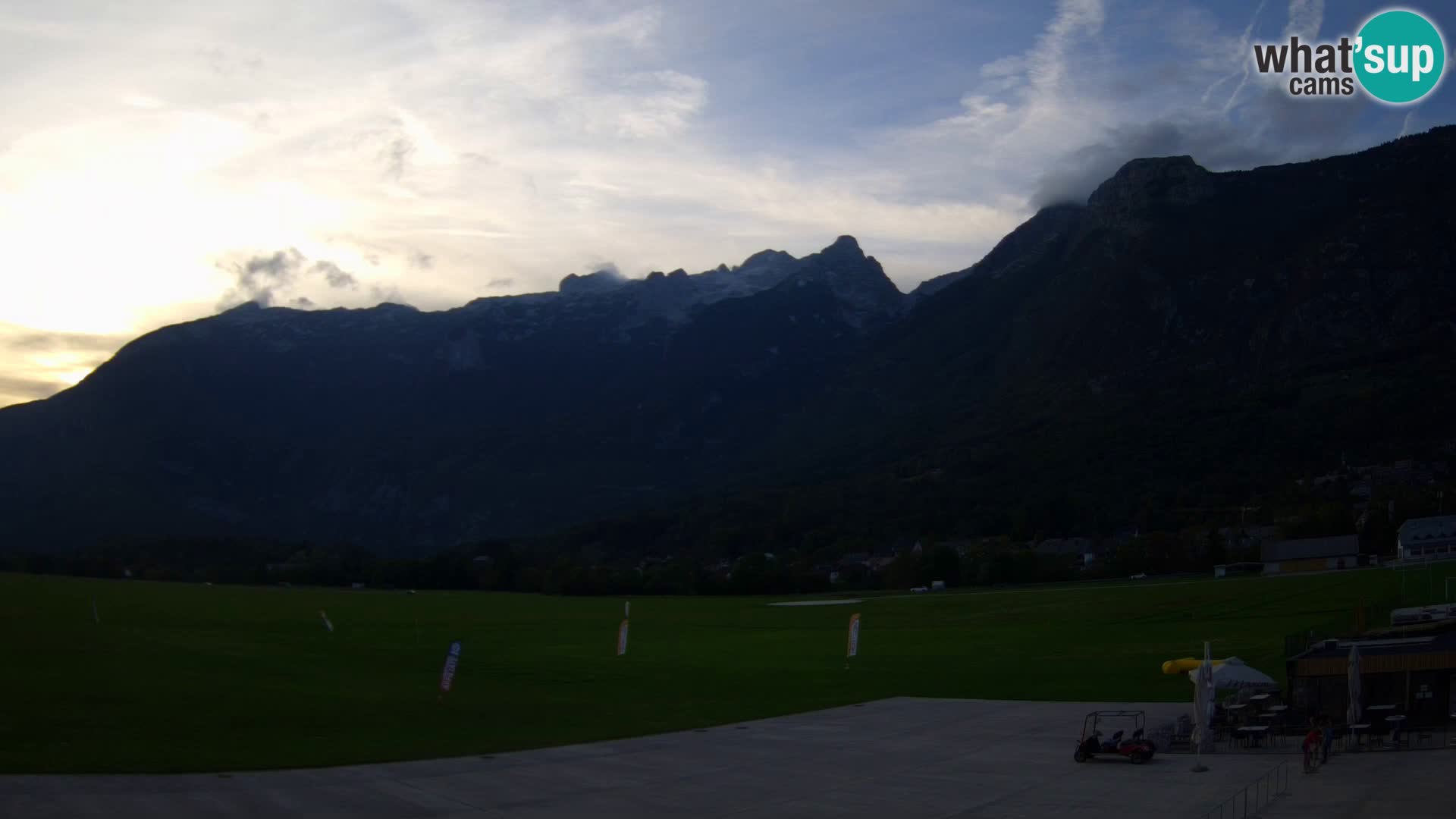 Cámara web en vivo Aeropuerto de Bovec – Vista a Kanin