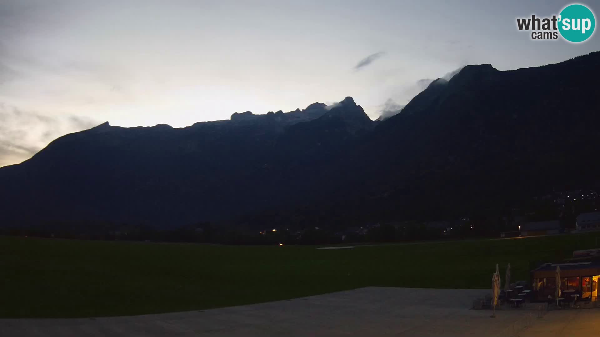 Webcam en direct Aéroport de Bovec – Vue sur Kanin