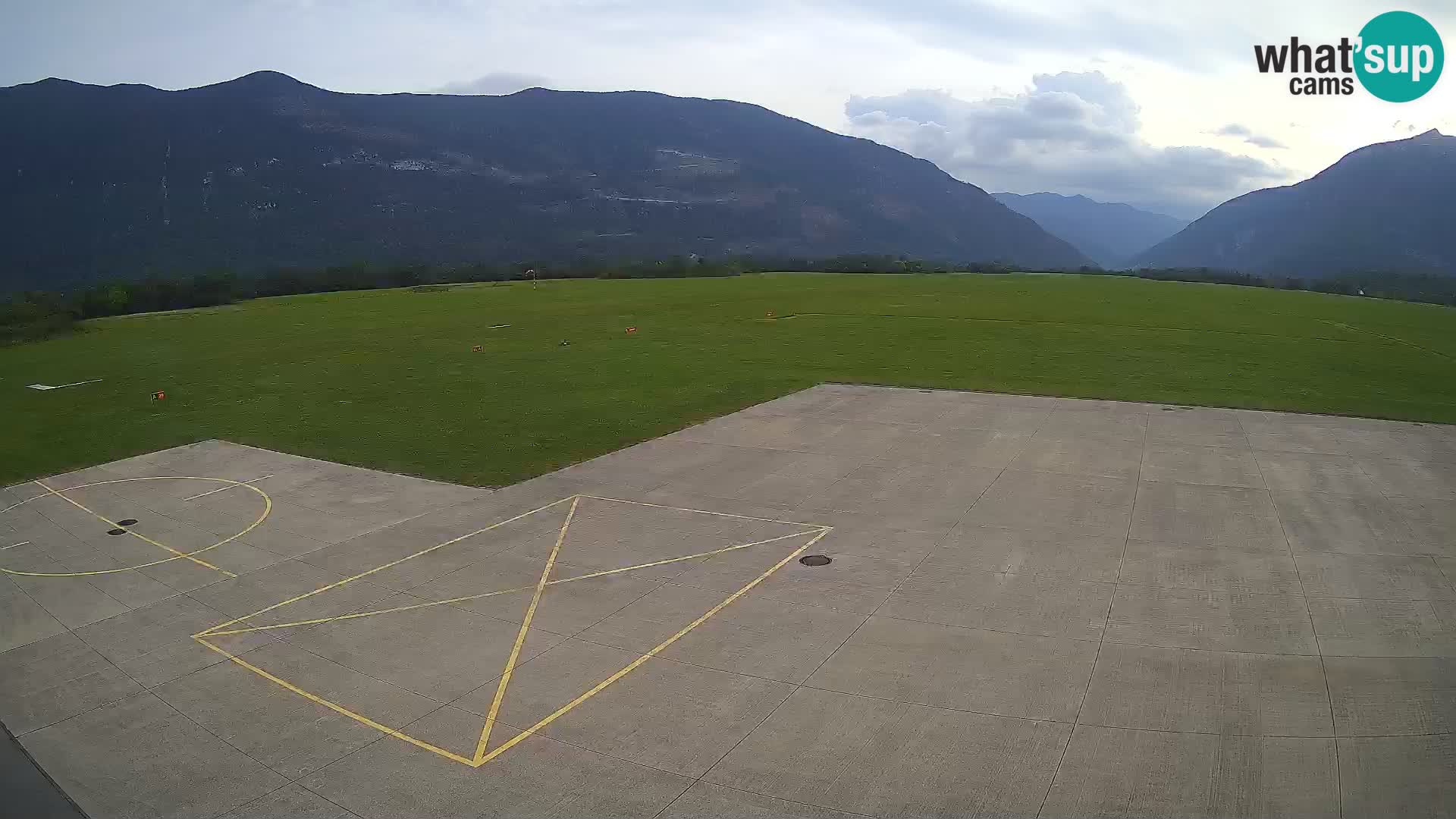 Live-Webcam Flughafen Bovec – Blick auf Kanin