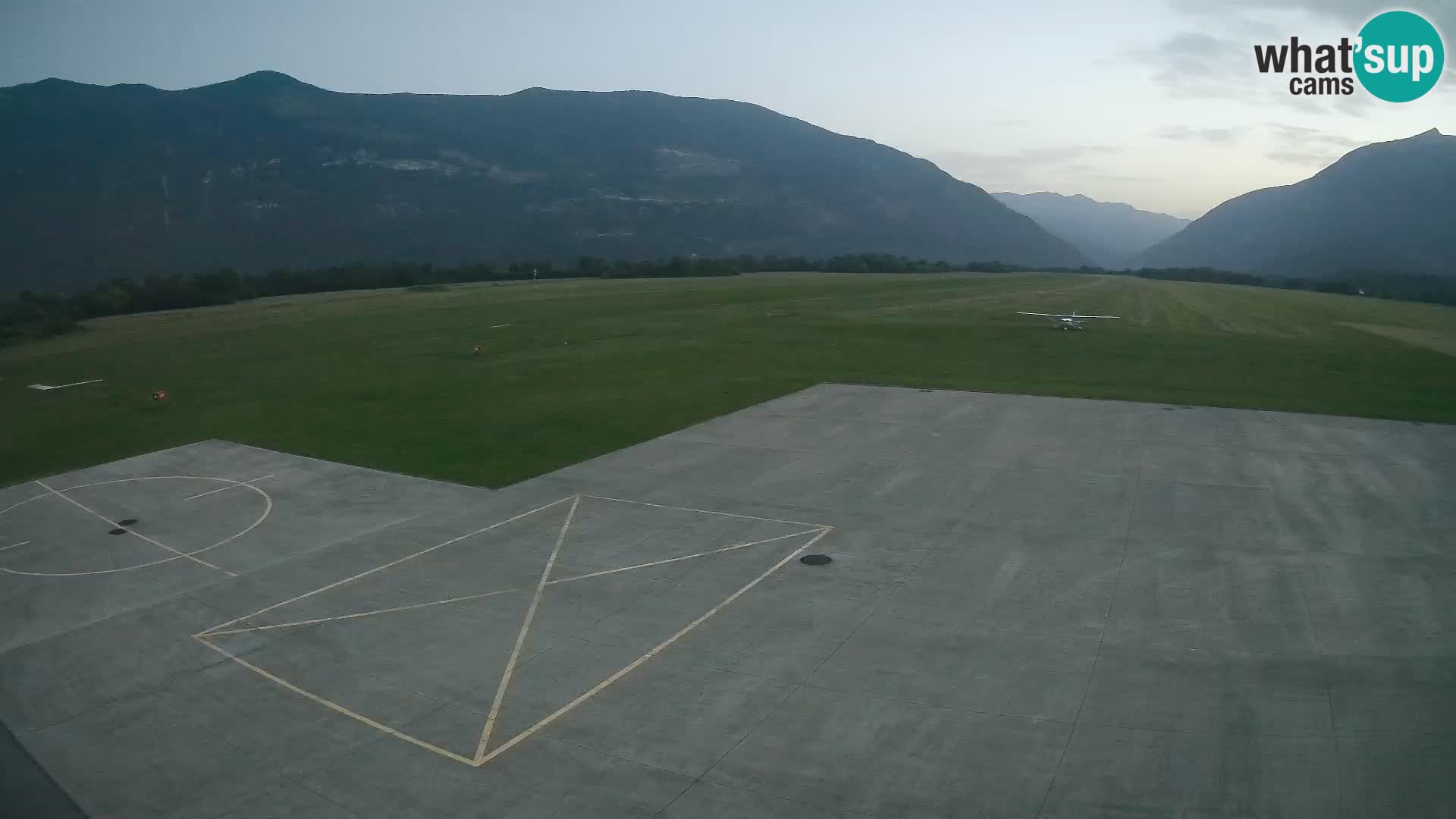 Bovec airport webcam – Skydive Bovec