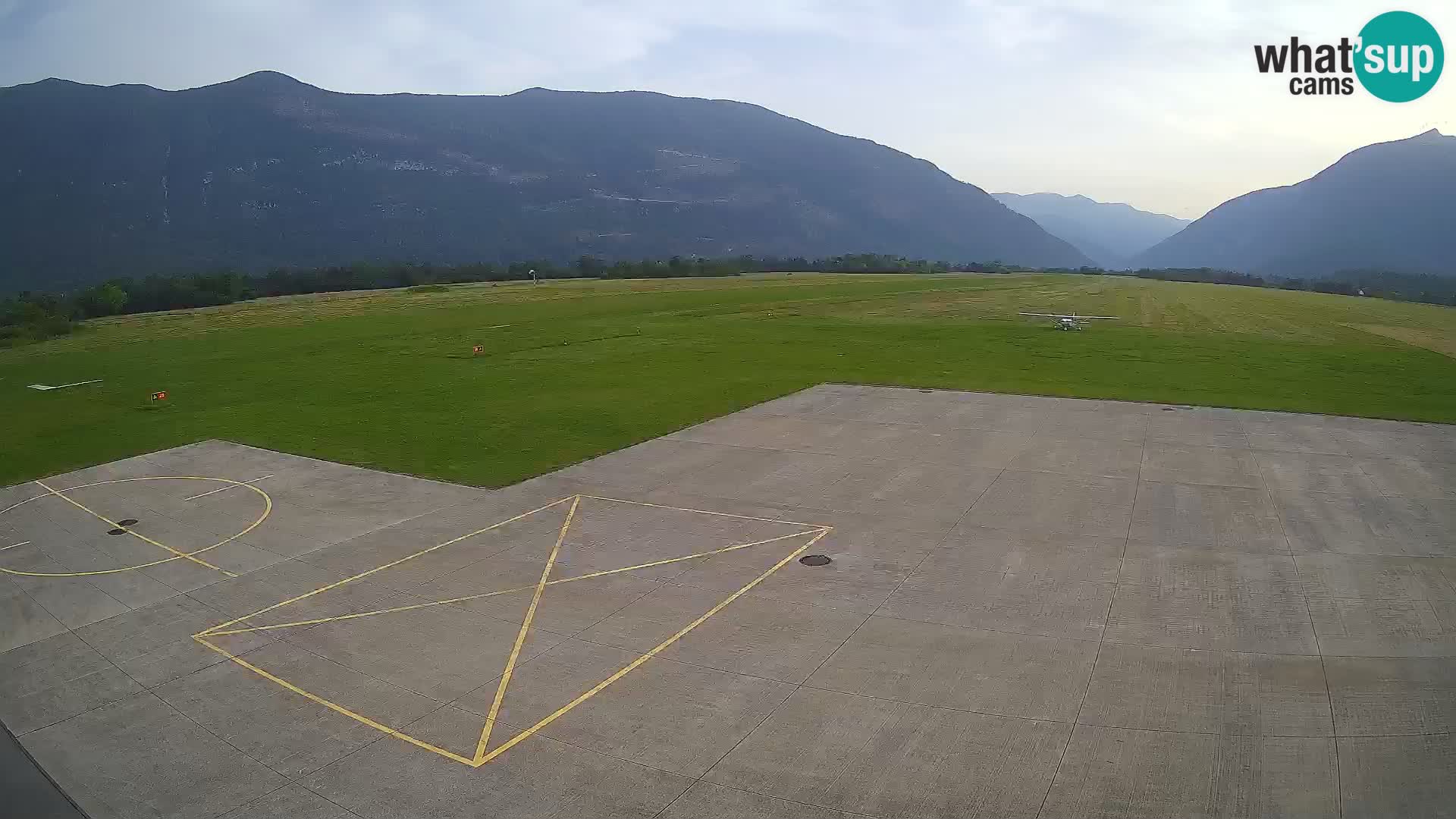 Cámara web del aeropuerto de Bovec – Skydive Bovec