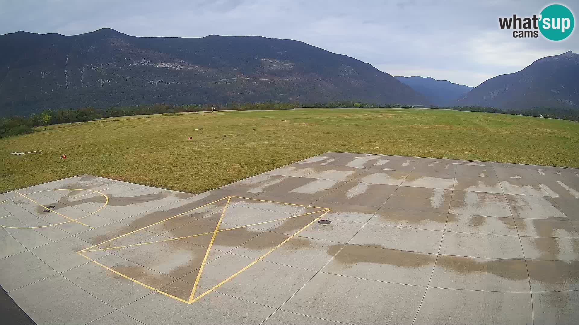 Webcam de l’aéroport de Bovec – Skydive Bovec