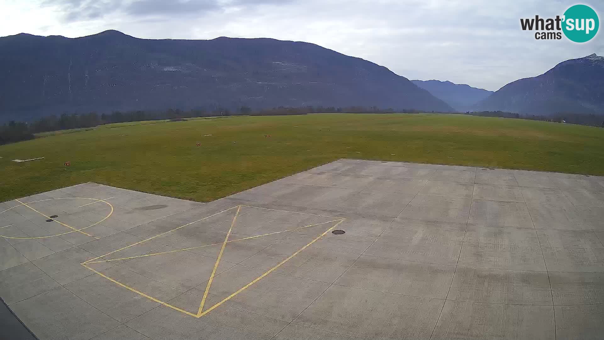 Webcam des Flughafens Bovec – Skydive Bovec