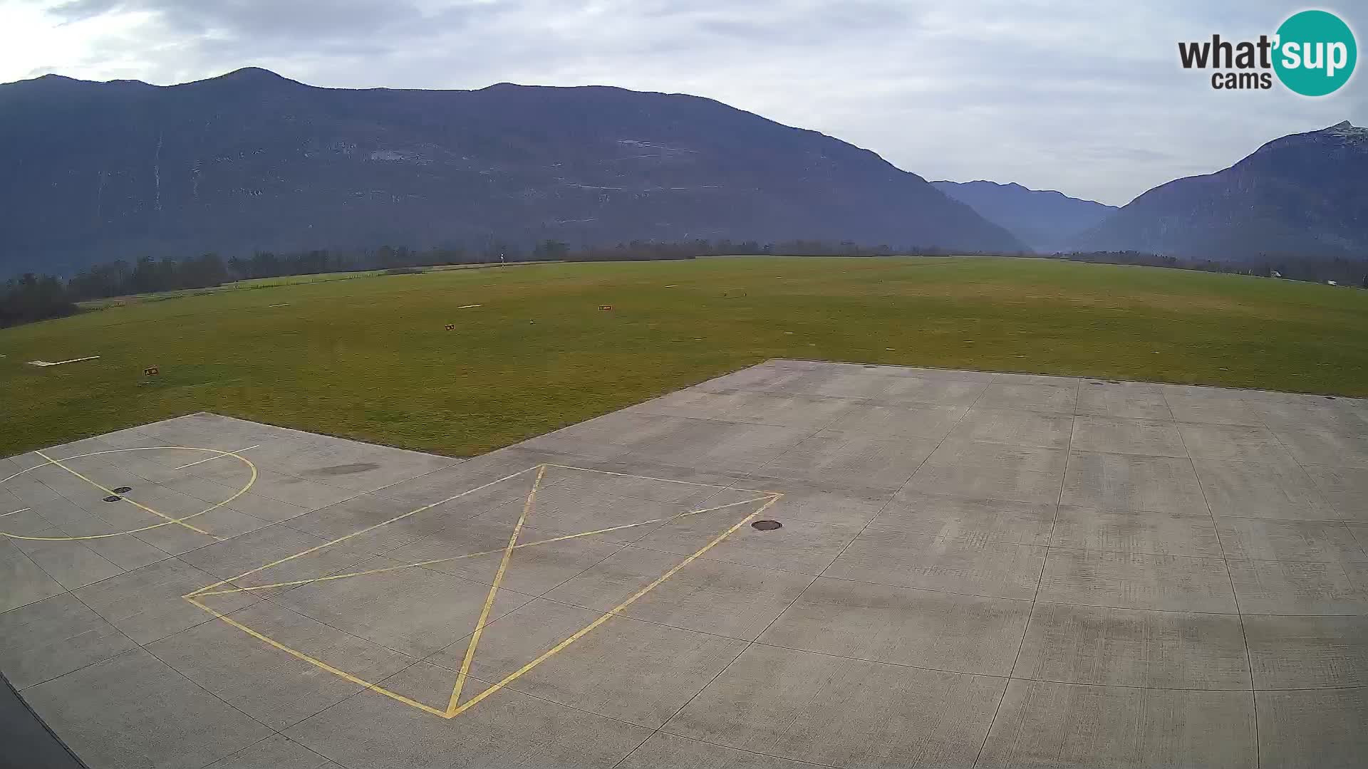 Webcam des Flughafens Bovec – Skydive Bovec