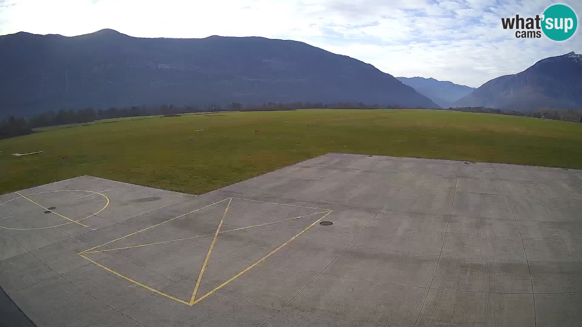 Webcam des Flughafens Bovec – Skydive Bovec