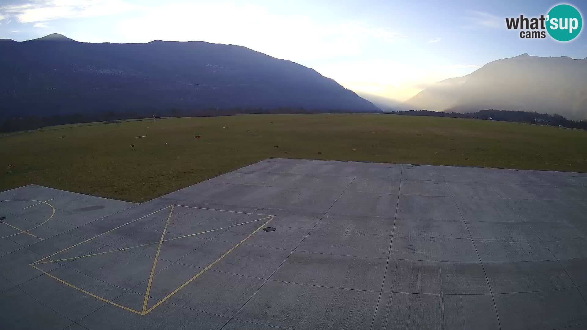 Cámara web del aeropuerto de Bovec – Skydive Bovec