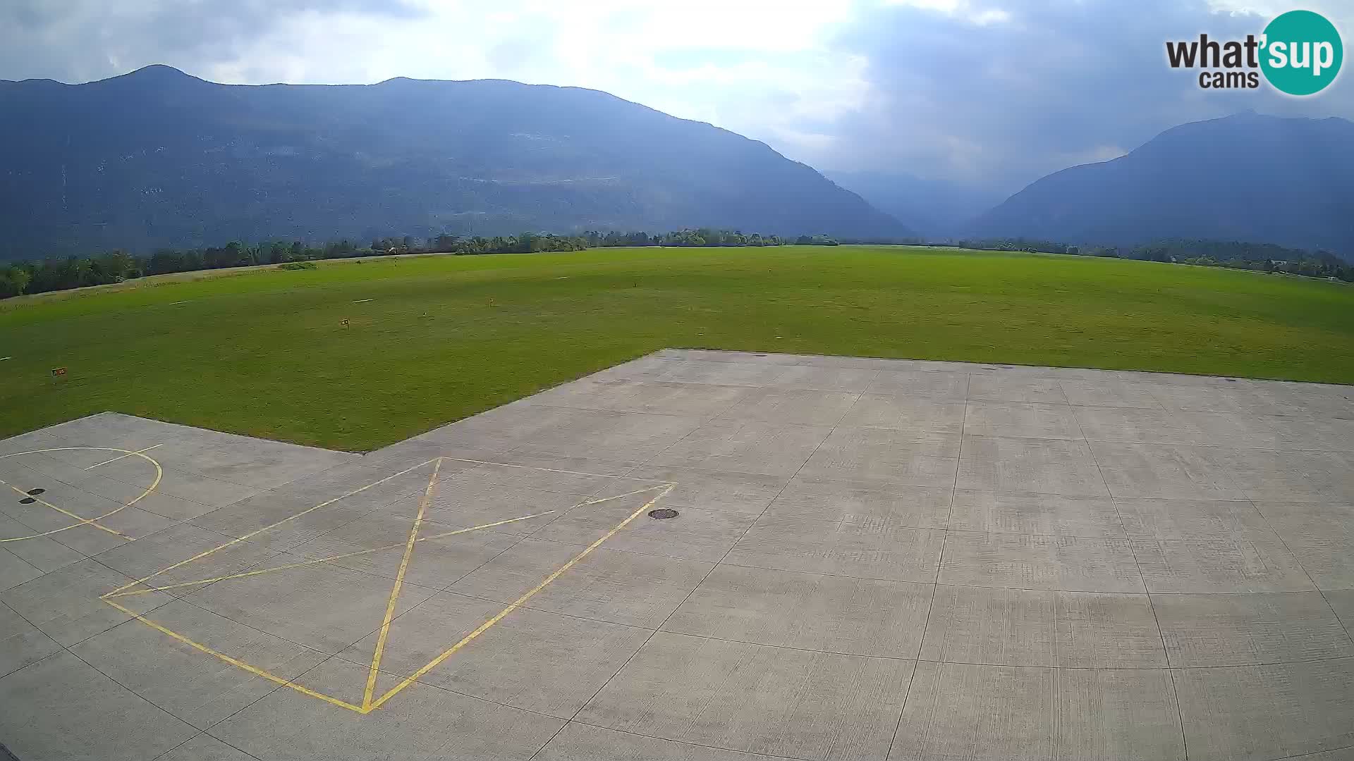 Webcam des Flughafens Bovec – Skydive Bovec
