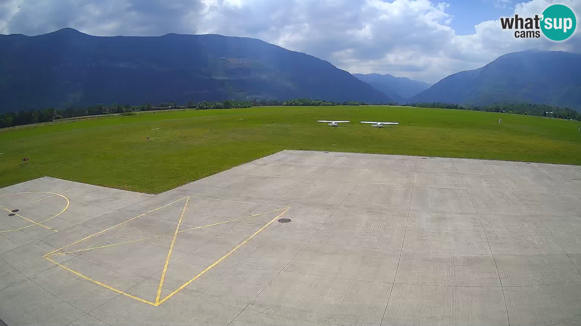 Bovec airport webcam – Skydive Bovec