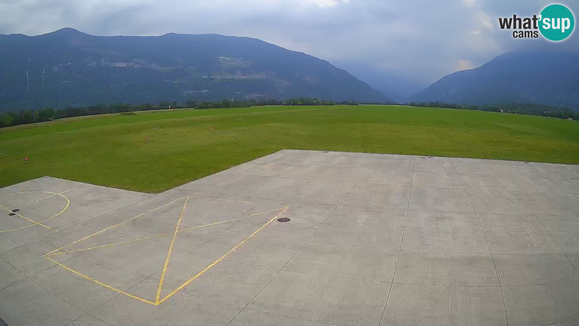 Webcam de l’aéroport de Bovec – Skydive Bovec