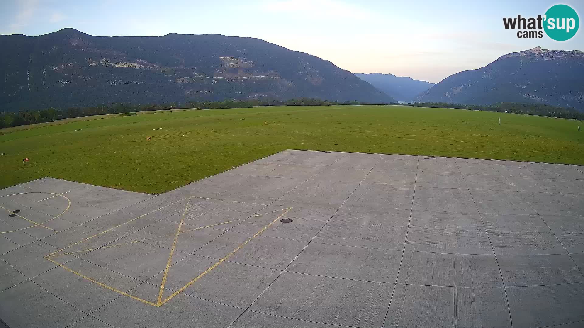 Webcam de l’aéroport de Bovec – Skydive Bovec