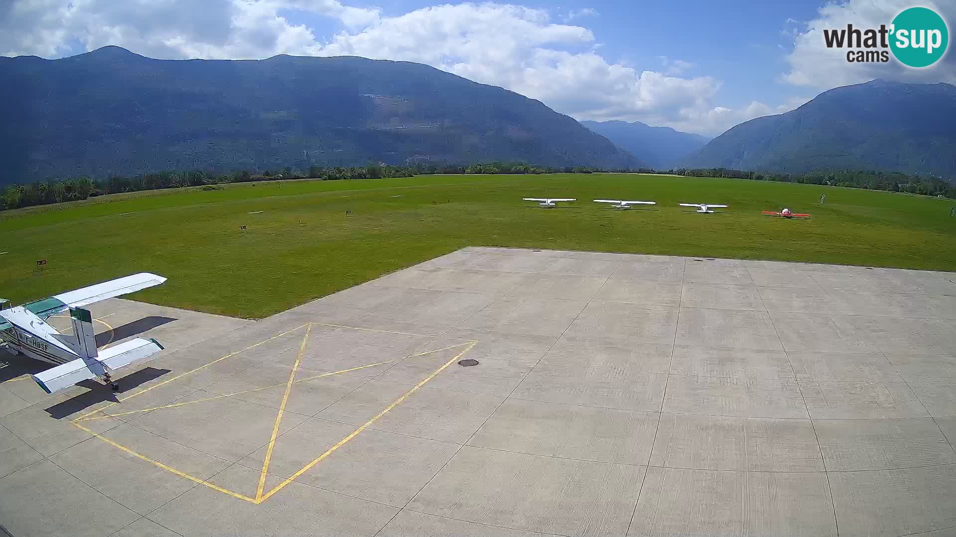 Cámara web del aeropuerto de Bovec – Skydive Bovec