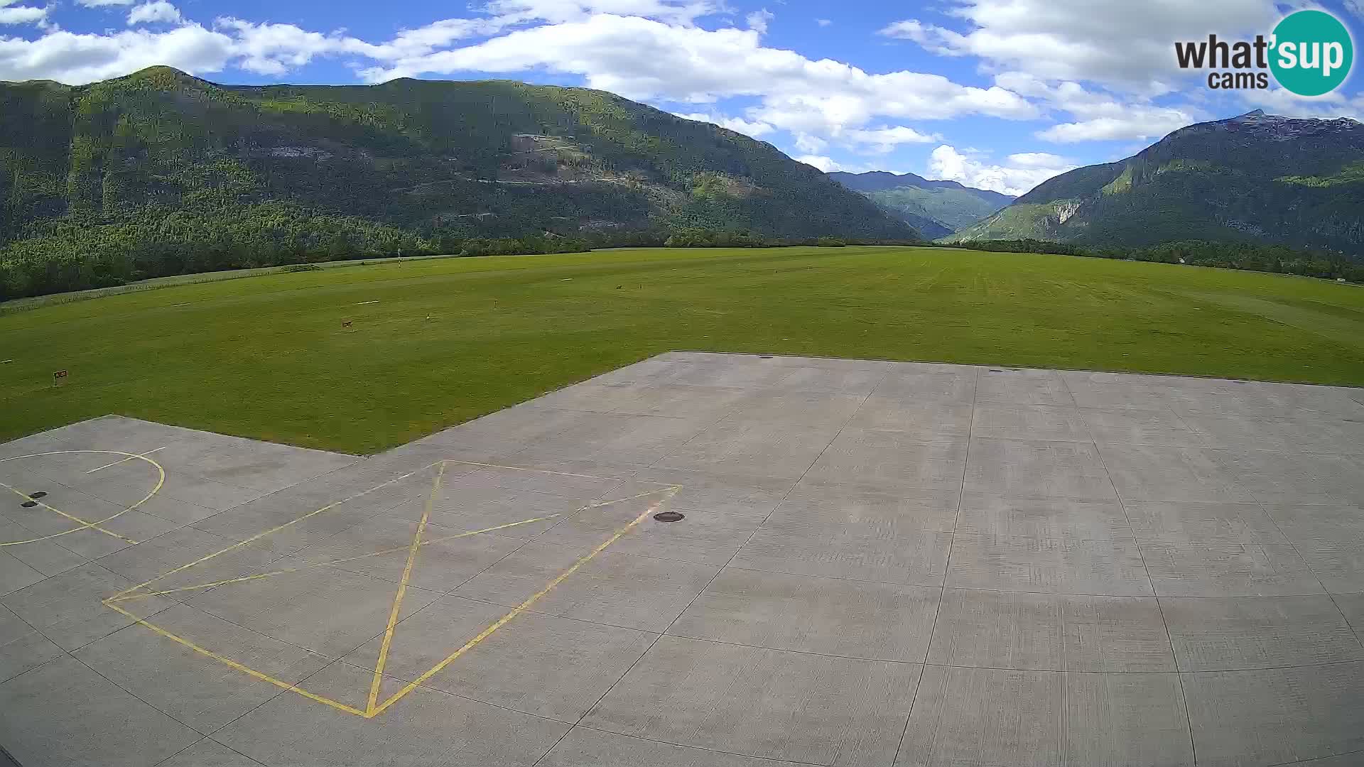 Bovec airport webcam – Skydive Bovec