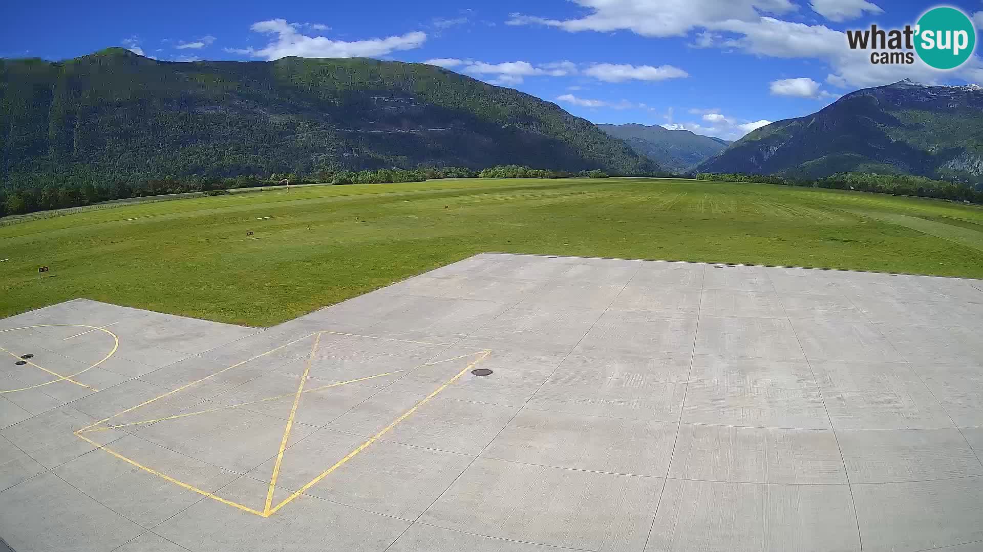 Web kamera zračne luke Bovec – Skydive Bovec