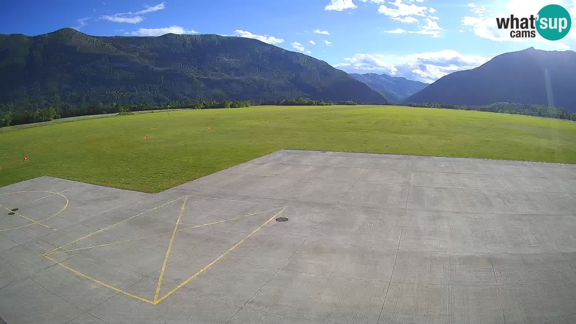 Cámara web del aeropuerto de Bovec – Skydive Bovec