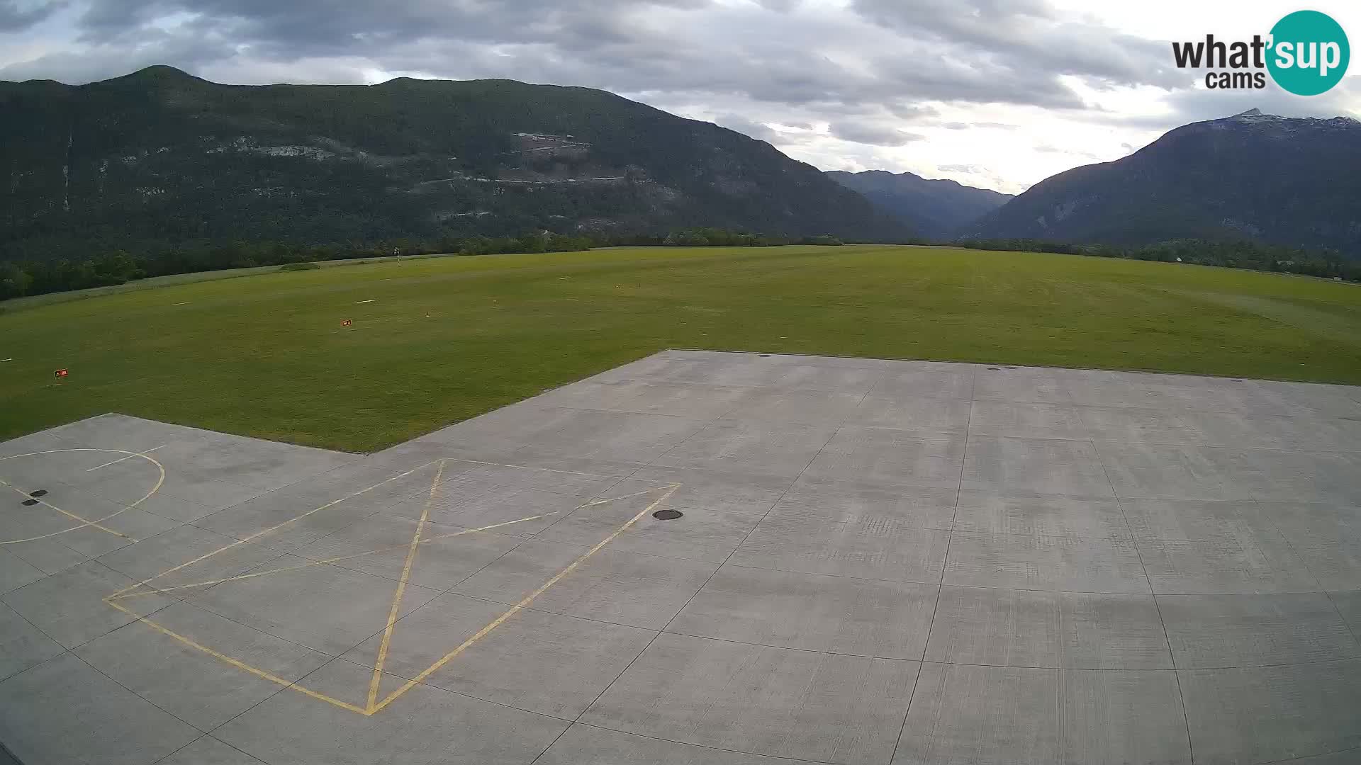 L’aeroporto di Bovec webcam – Skydive Bovec