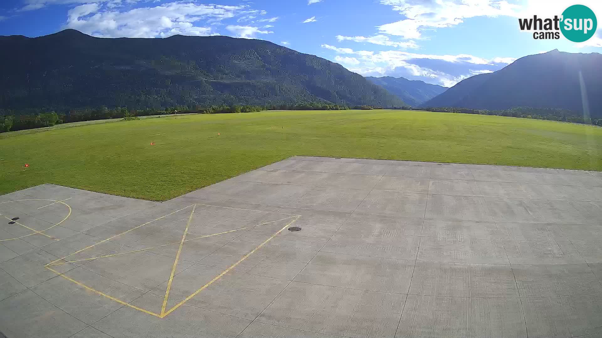 L’aeroporto di Bovec webcam – Skydive Bovec