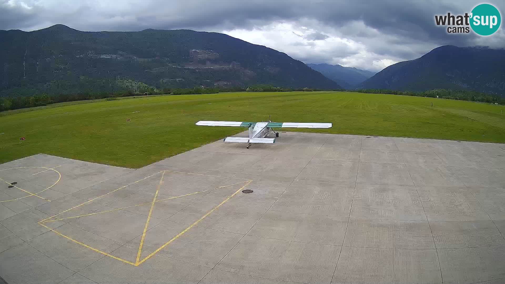 Bovec airport webcam – Skydive Bovec