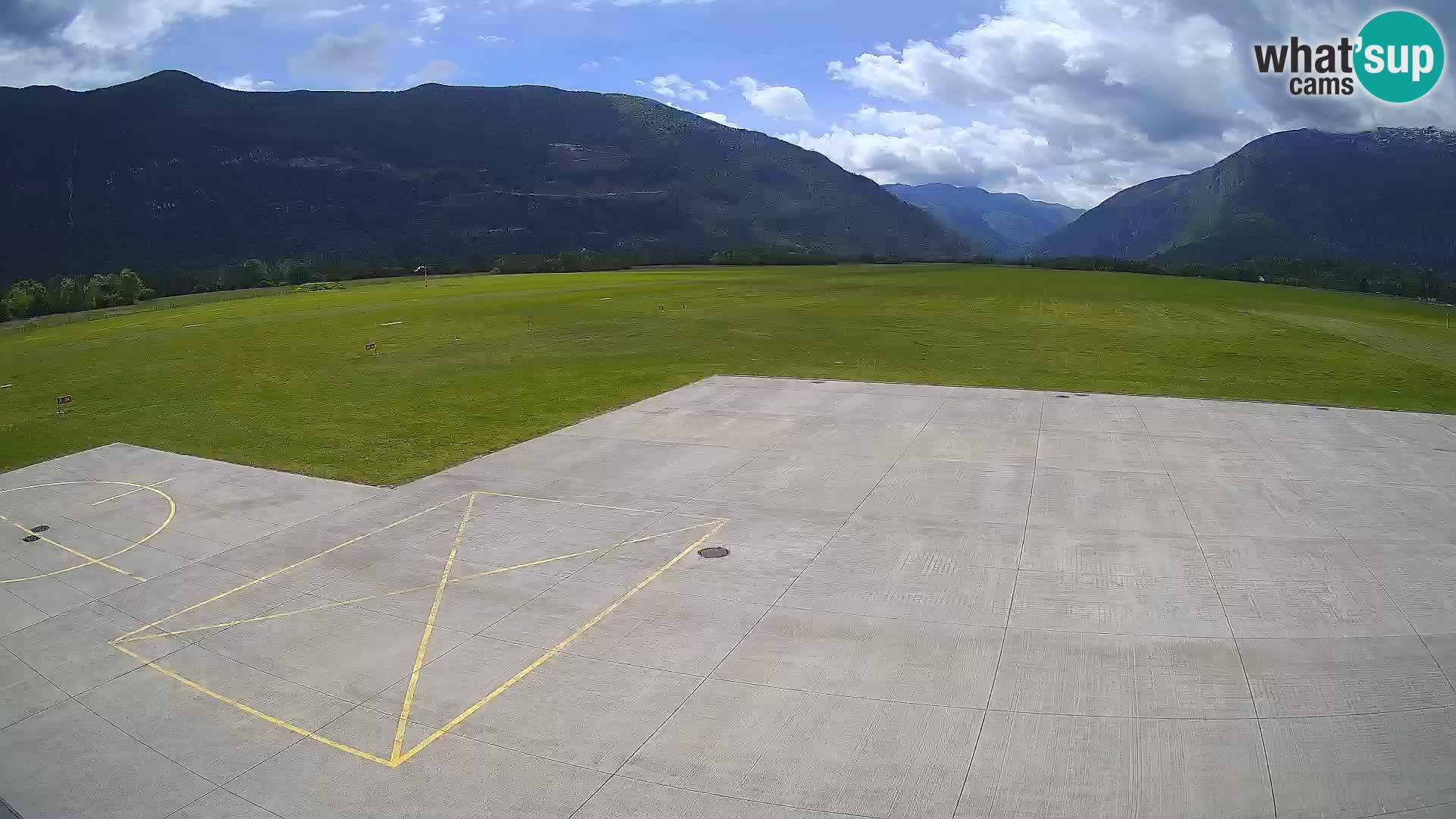 Web kamera zračne luke Bovec – Skydive Bovec
