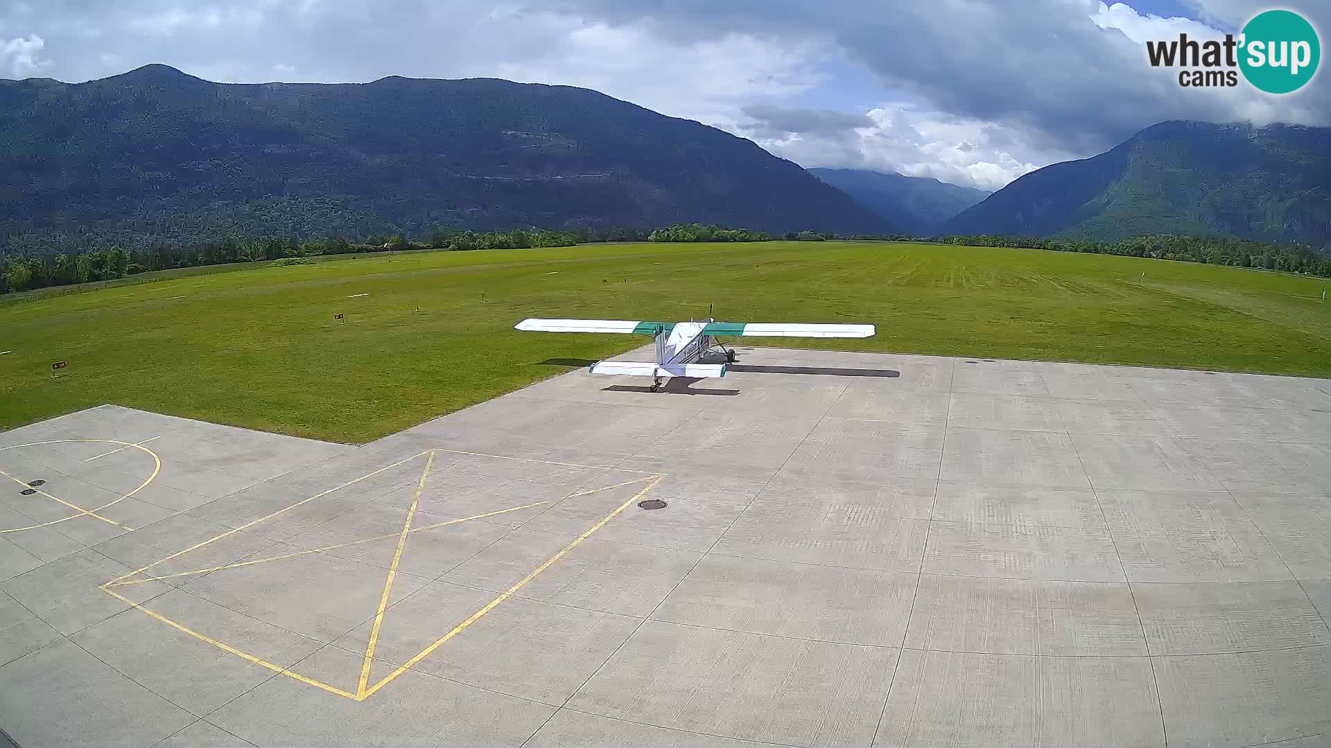 Bovec airport webcam – Skydive Bovec