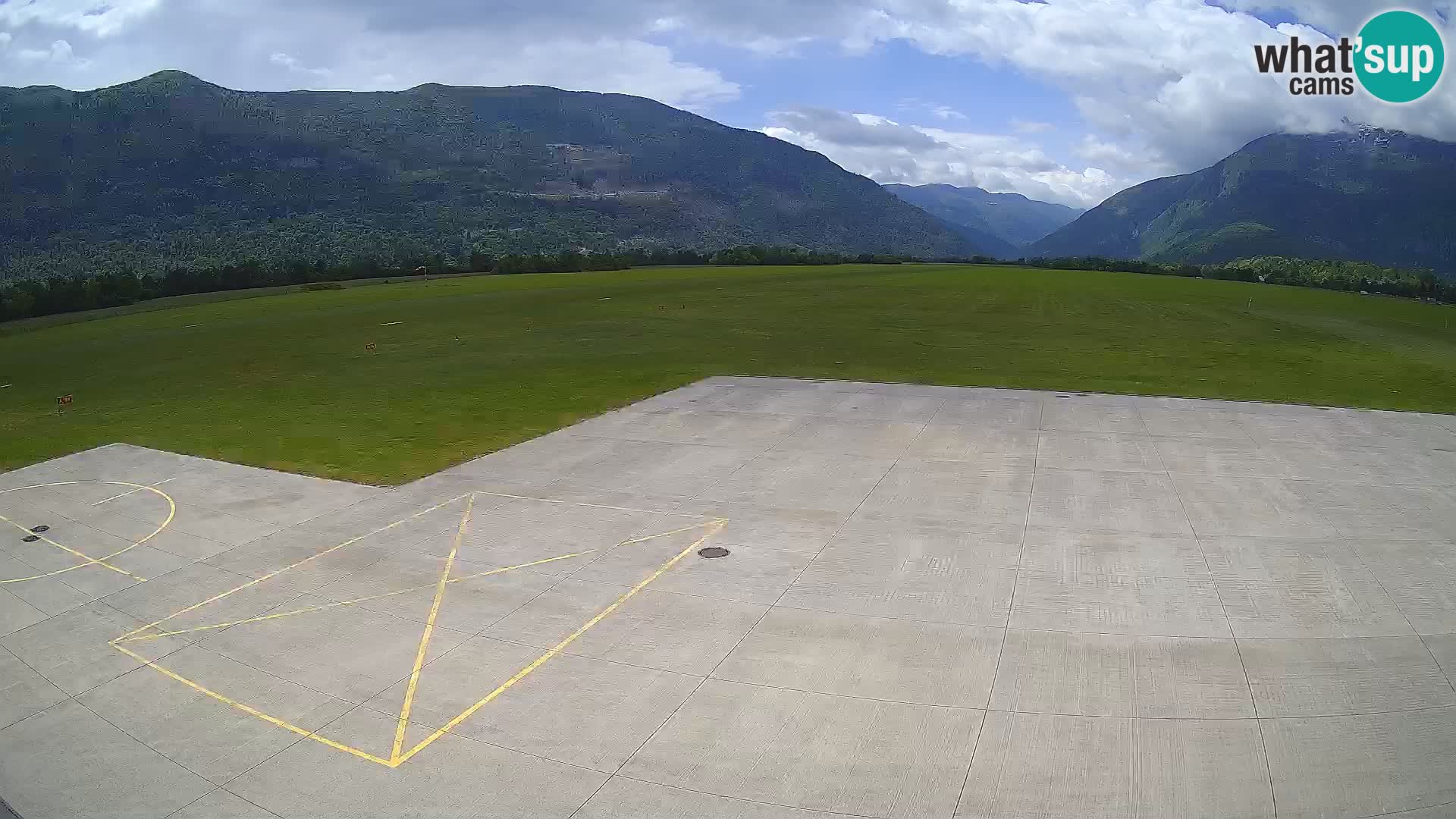 Webcam des Flughafens Bovec – Skydive Bovec