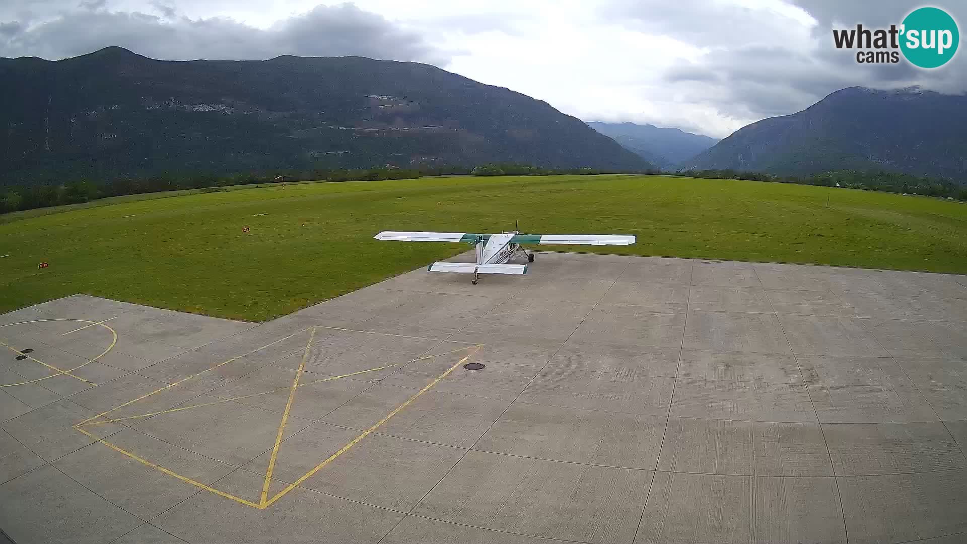 Cámara web del aeropuerto de Bovec – Skydive Bovec