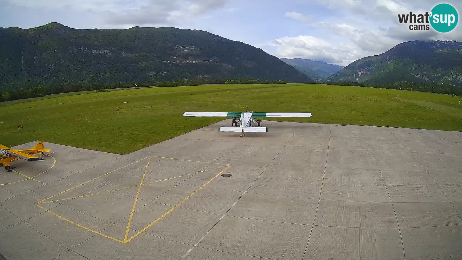 Bovec airport webcam – Skydive Bovec