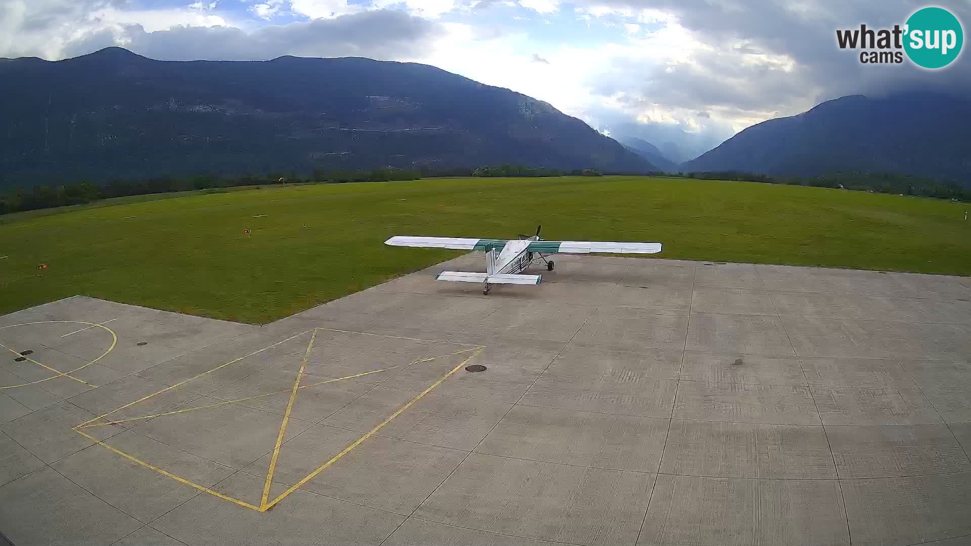 Bovec airport webcam – Skydive Bovec