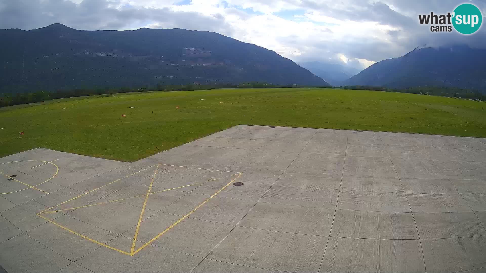 Bovec airport webcam – Skydive Bovec
