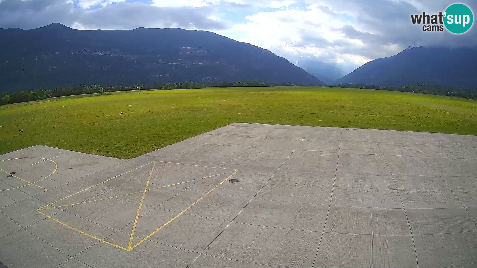 L’aeroporto di Bovec webcam – Skydive Bovec