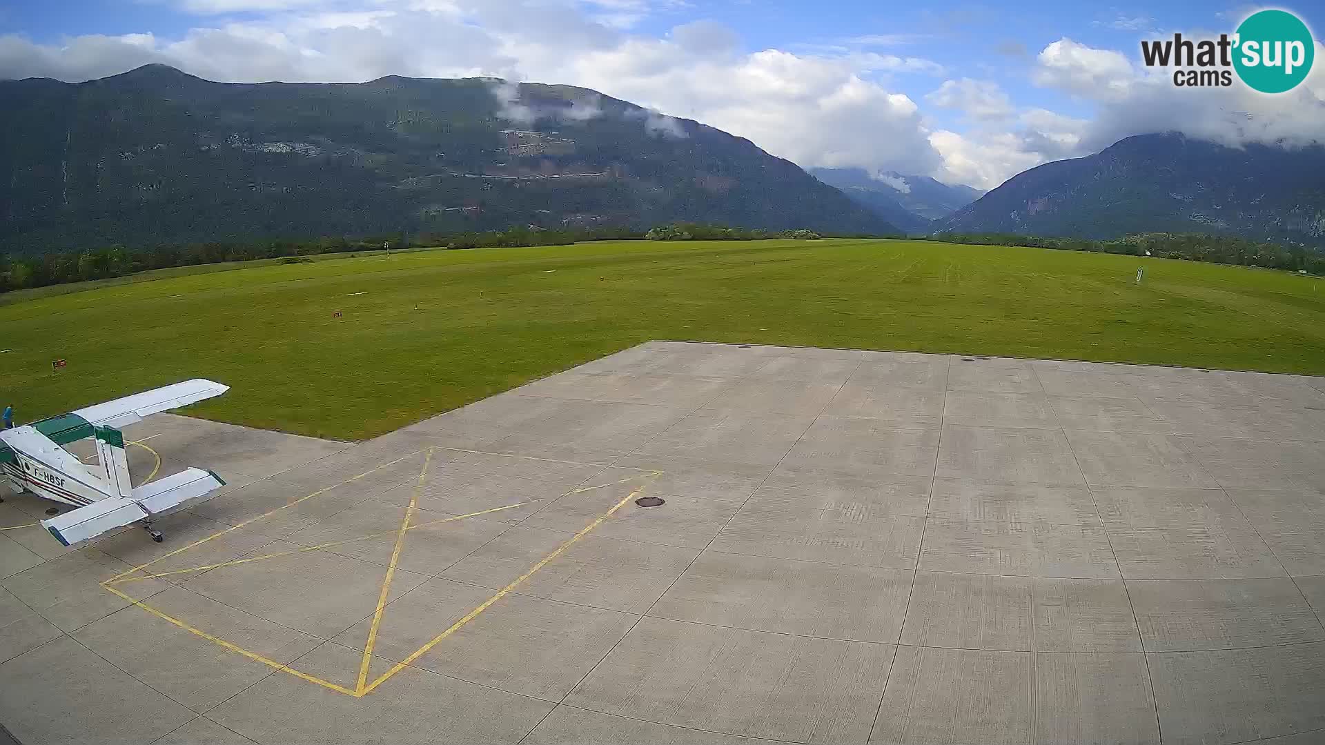 Cámara web del aeropuerto de Bovec – Skydive Bovec