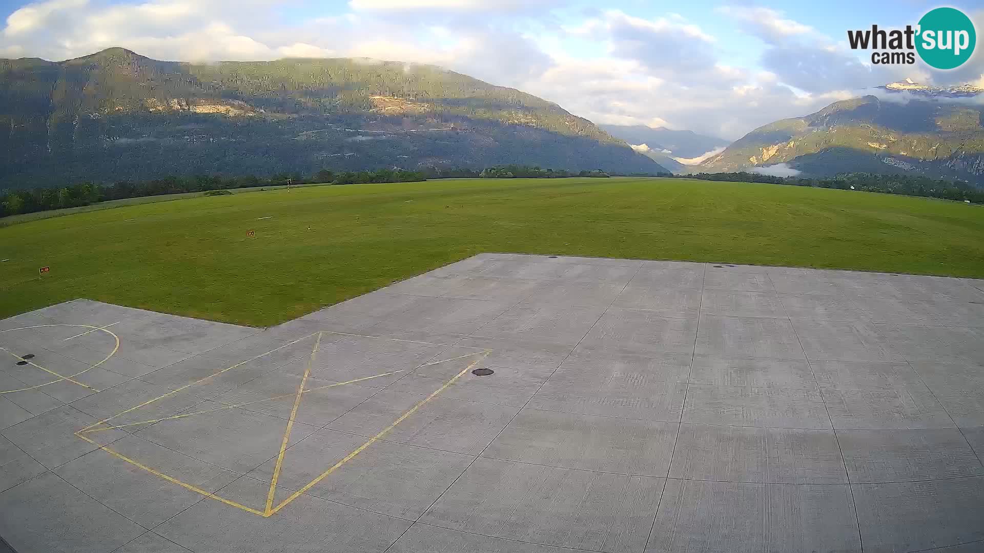 Webcam des Flughafens Bovec – Skydive Bovec