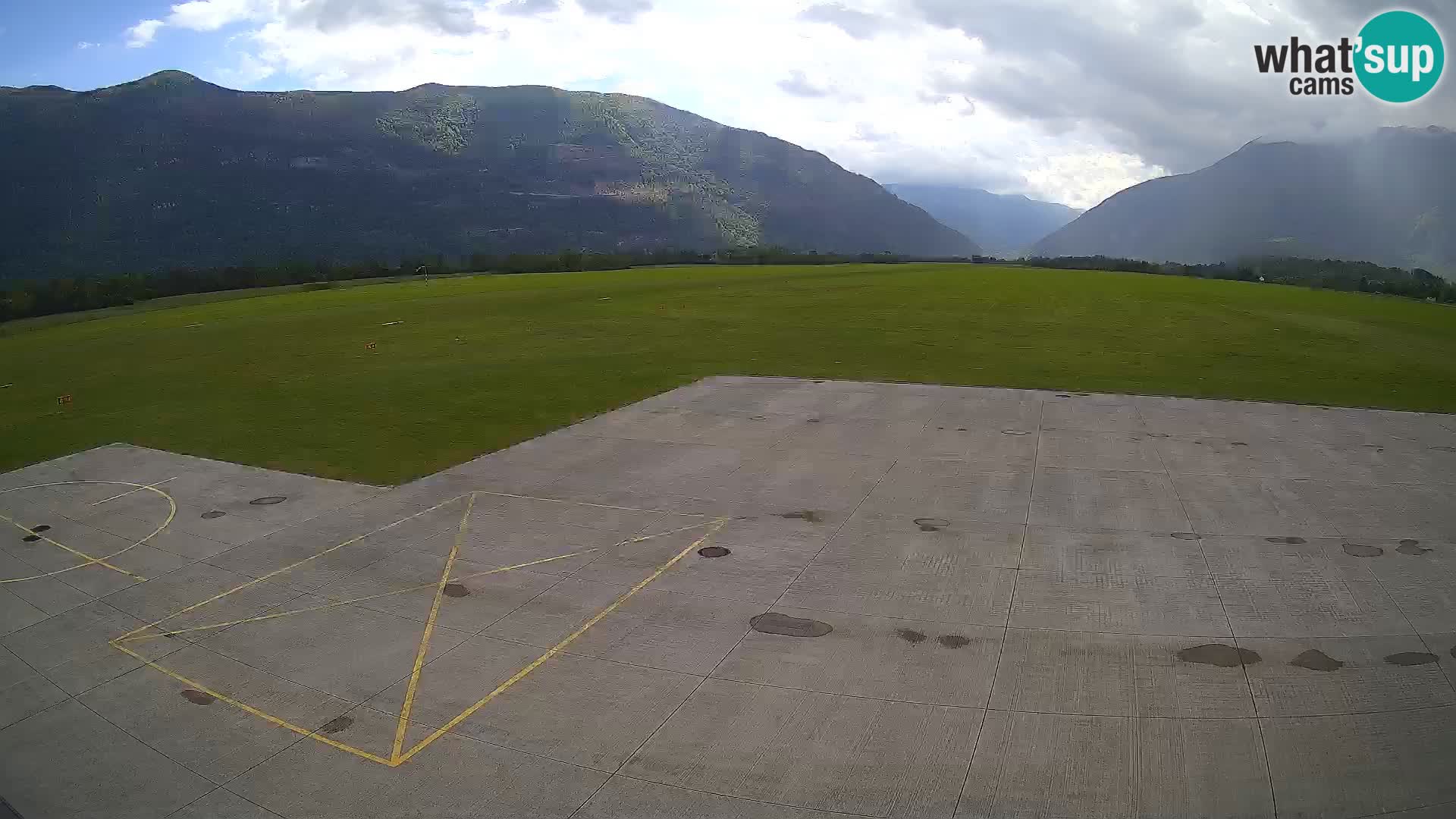 Cámara web del aeropuerto de Bovec – Skydive Bovec