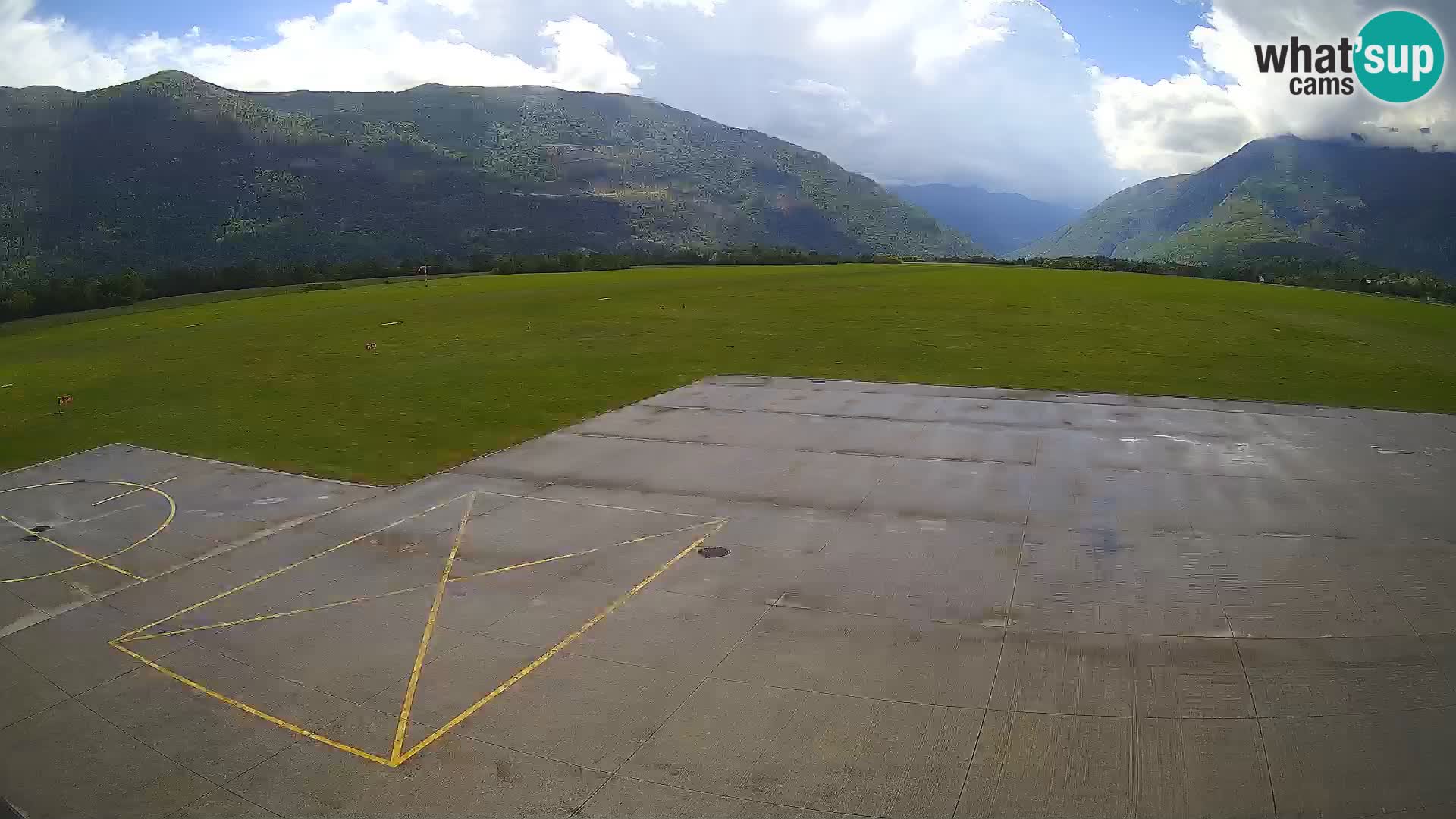 Cámara web del aeropuerto de Bovec – Skydive Bovec