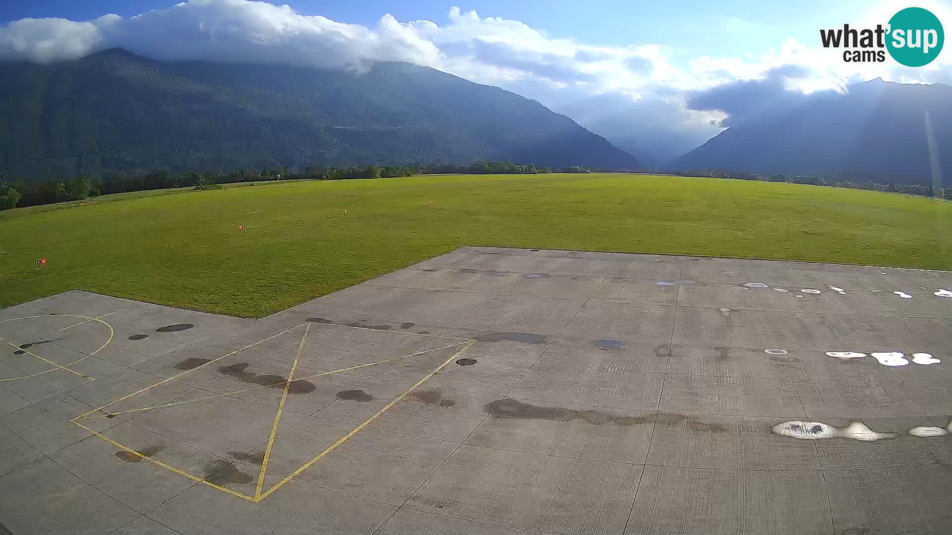 Webcam de l’aéroport de Bovec – Skydive Bovec