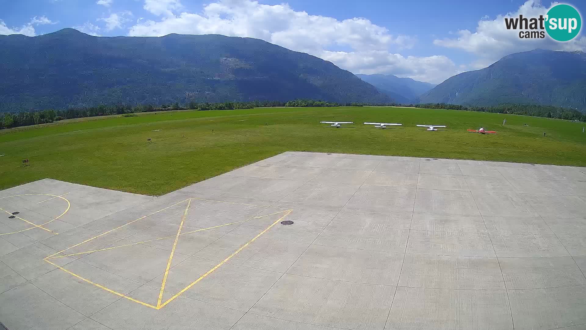 Bovec airport webcam – Skydive Bovec