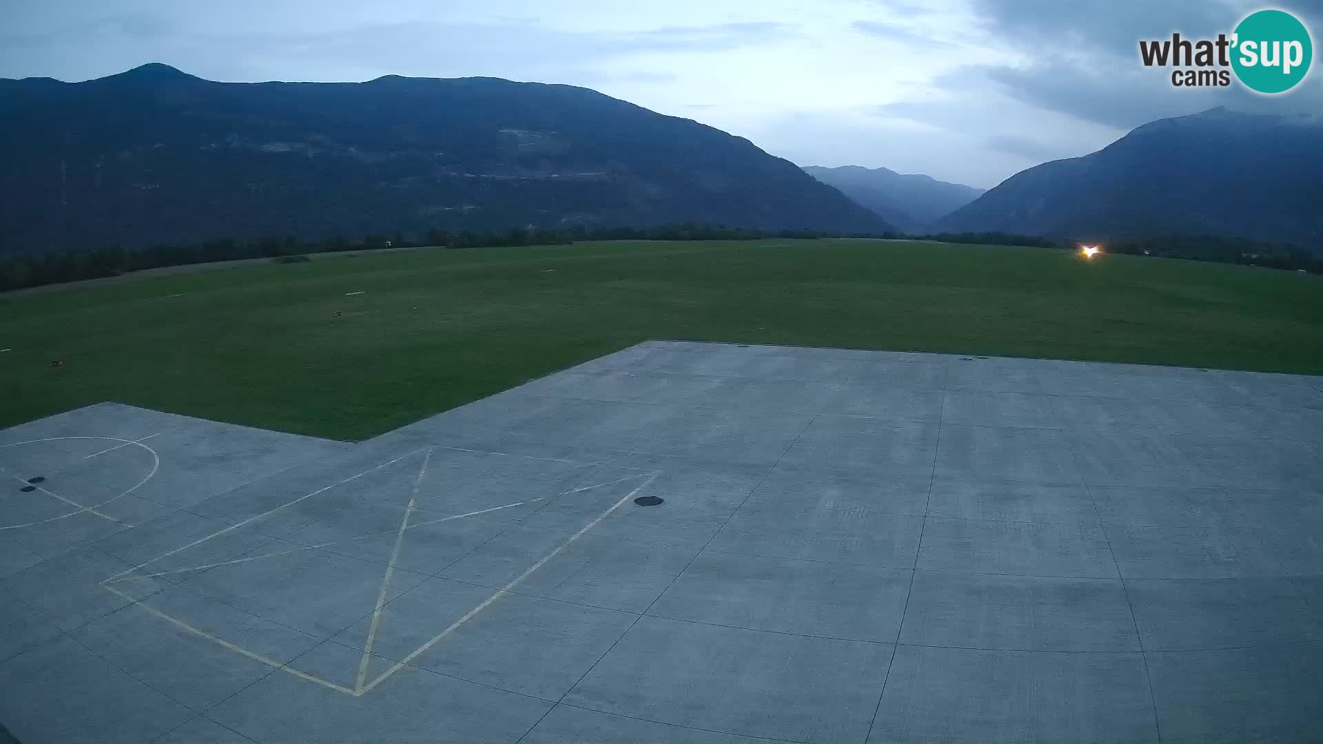Bovec airport webcam – Skydive Bovec