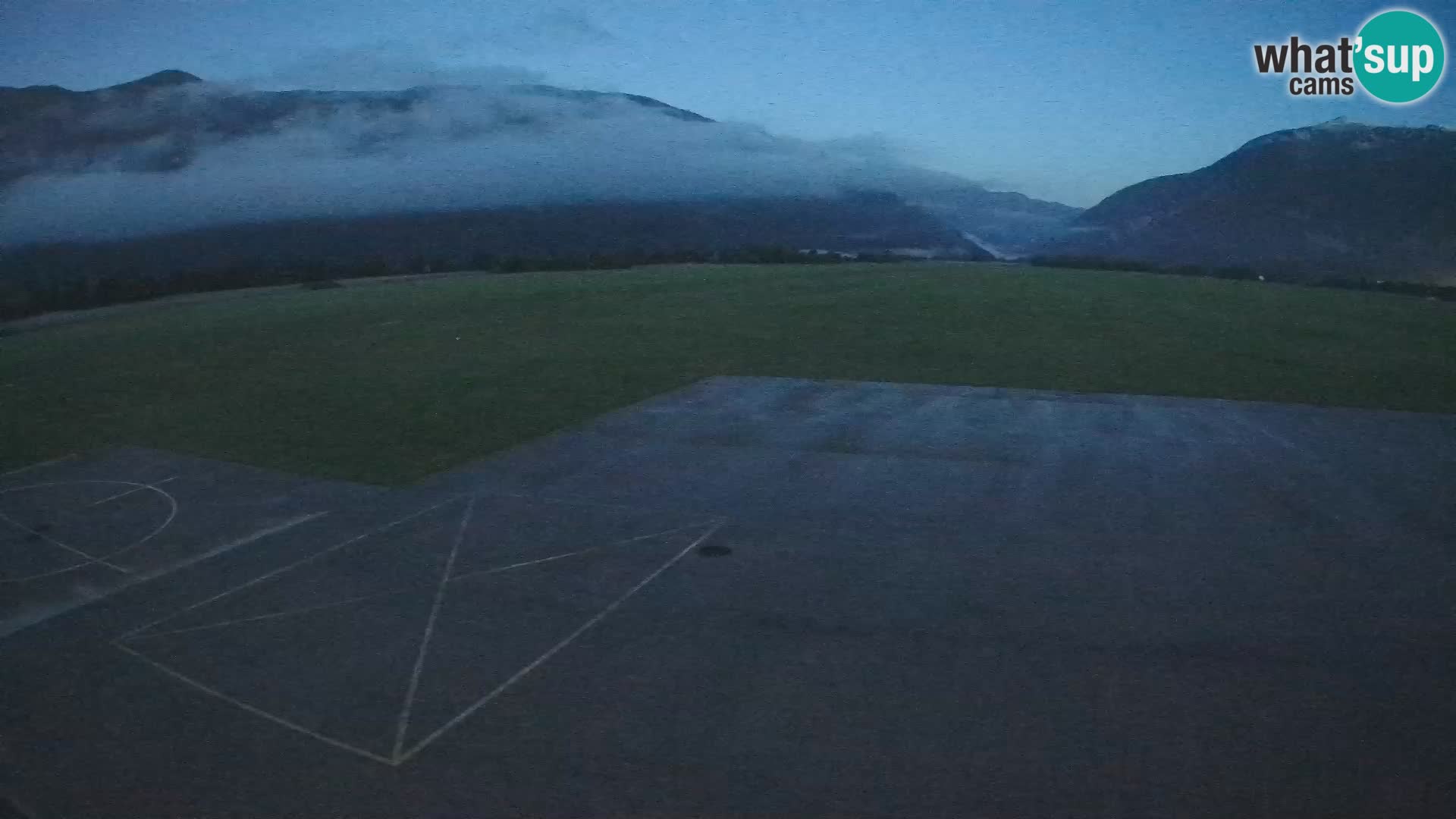 Cámara web del aeropuerto de Bovec – Skydive Bovec