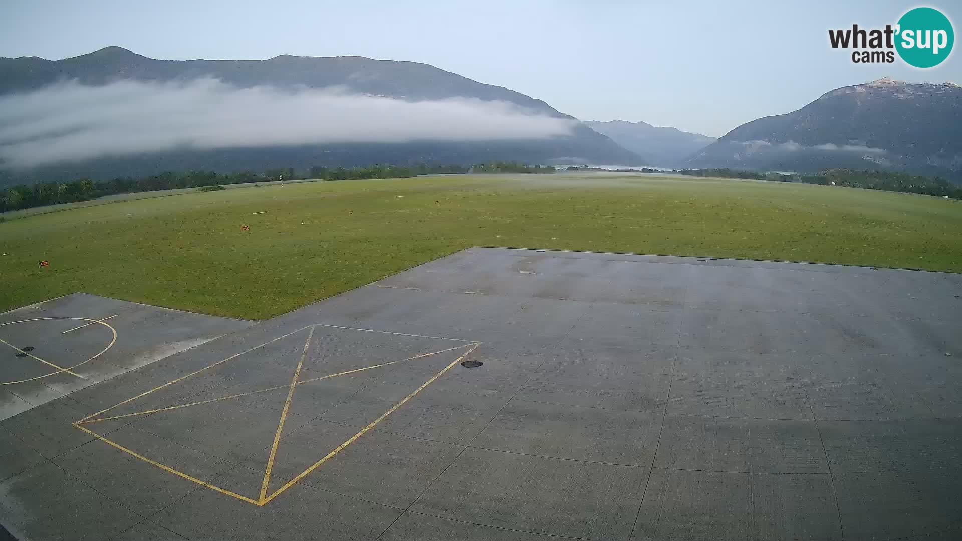 Web kamera zračne luke Bovec – Skydive Bovec
